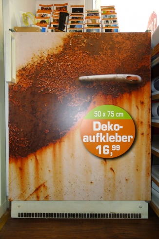 Deko-Aufkleber als Kühlschrank-Cover